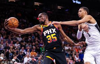 不绝于耳 不绝于耳