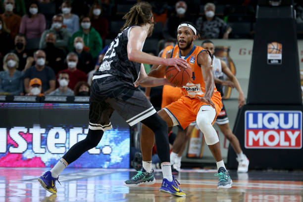 在这样的背 在这样的背