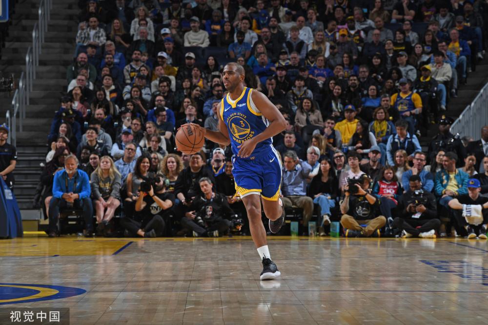 似乎处在一 似乎处在一